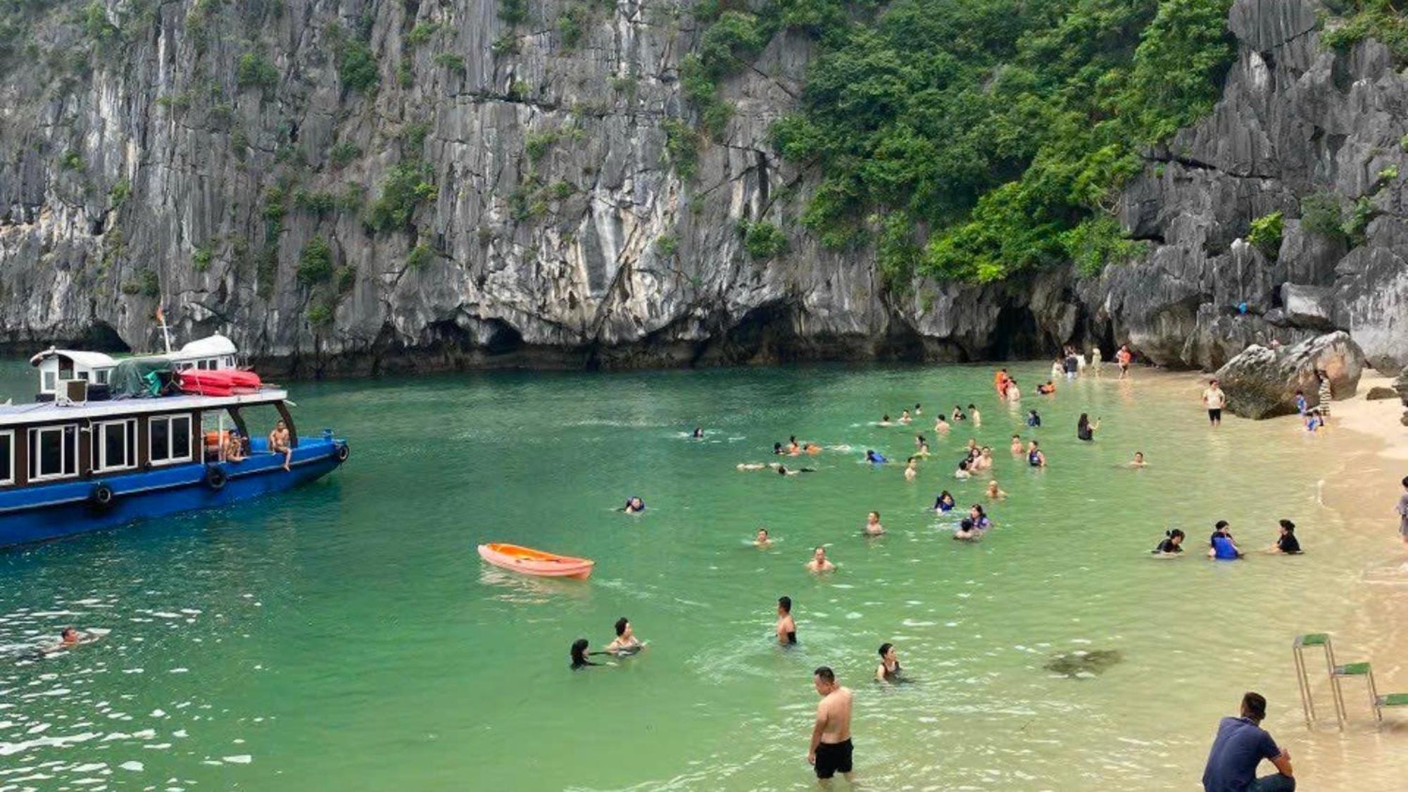 Hotel Lotus Elegance Cruise Ha Long Zewnętrze zdjęcie